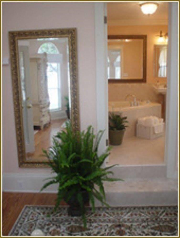 The River Lily Daytona Beach Extérieur photo
